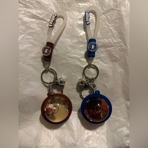 2 Keychains